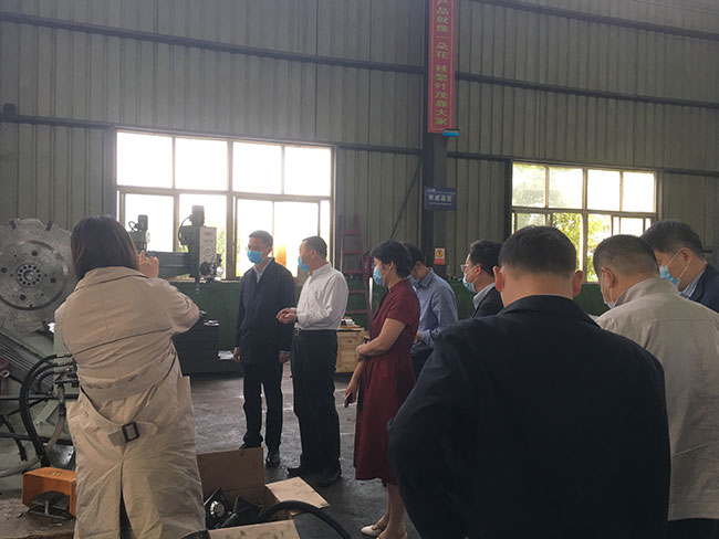 市委領導到企業視察工作5.jpg